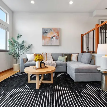 Lakeview Queen Anne 3Br Townhome